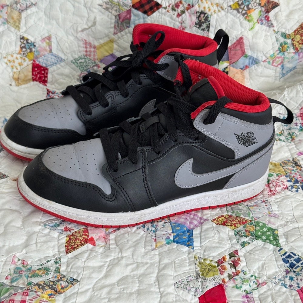 Nike Air Jordan 1 Mid Shadow Red Black Grey Sneakers Classic Streetwear Kids 3Y
